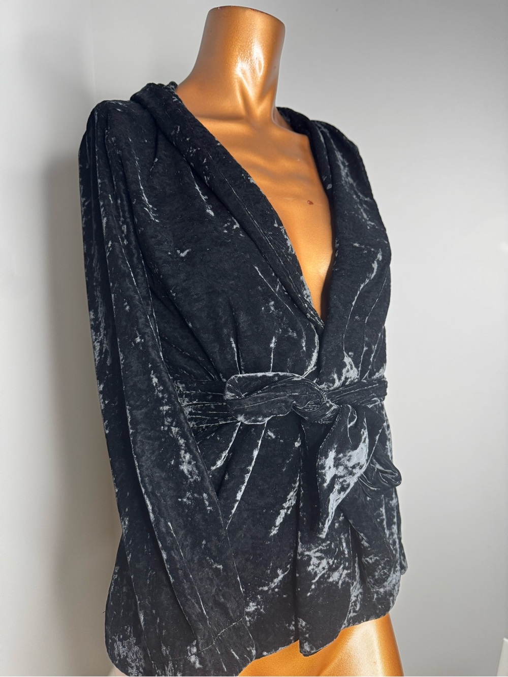 Women's Black Marble Velvet Tie-Waist Blazer